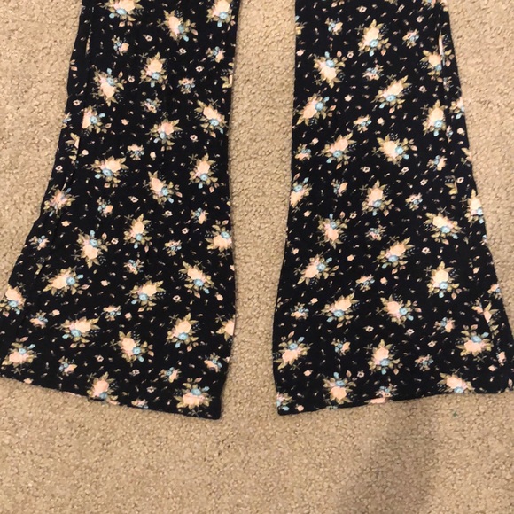 Volcom floral lounge pant XS - Picture 3 of 5